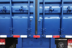 福田 瑞沃ES3 160马力 4X2 4.165米单排厢式轻卡(BJ5043XXY-AH) 福田 瑞沃ES3 160马力 4X2 4.165米单排厢式轻卡(BJ5043XXY-AH)