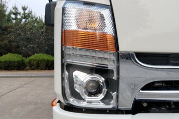 ���� ˧��Q3 ȫ�ܳ���� 132���� 4.15�׵�����ʽ�Ῠ(HFC5041XXYP93K4C3V-1)ͼƬ