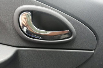 ���� ����T5 95���� 4X2 3.1����ж��(��90˫��)(EQ3041S3GDF)ͼƬ