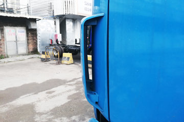 ���� ����T25 185���� 4X2 3.8����ж��(��130ǰ�ö�)(EQ3041L8GDAAC)ͼƬ