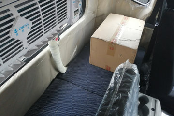 ���� ����T25 185���� 4X2 3.8����ж��(��130ǰ�ö�)(EQ3041L8GDAAC)ͼƬ