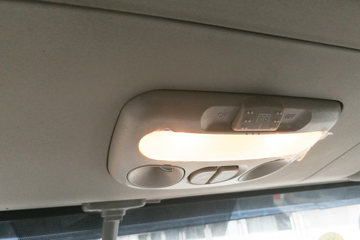 ���� ����T25 185���� 4X2 3.8����ж��(��130ǰ�ö�)(EQ3041L8GDAAC)ͼƬ