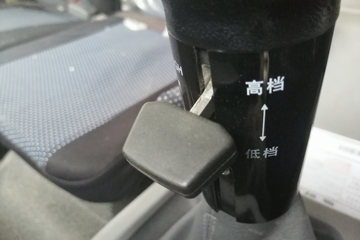 ���� ����T25 185���� 4X2 3.8����ж��(��130ǰ�ö�)(EQ3041L8GDAAC)ͼƬ