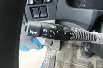 ���� ����T25 185���� 4X2 3.8����ж��(��130ǰ�ö�)(EQ3041L8GDAAC)ͼƬ