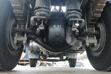 ���� ����T25 185���� 4X2 3.8����ж��(��130ǰ�ö�)(EQ3041L8GDAAC)ͼƬ