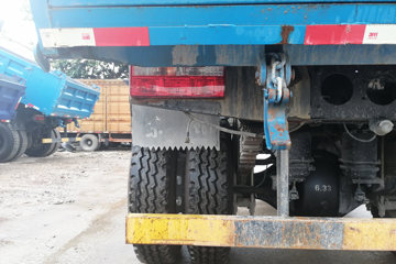 ���� ����T25 185���� 4X2 3.8����ж��(��130ǰ�ö�)(EQ3041L8GDAAC)ͼƬ