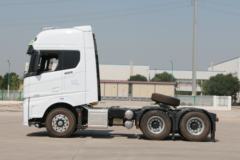 江铃重汽 威龙HV5重卡 470马力 6X4危险品牵引车(SXQ4250J4B4D5B)