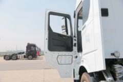 江铃重汽 威龙HV5重卡 470马力 6X4危险品牵引车(SXQ4250J4B4D5B)