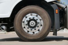 江铃重汽 威龙HV5重卡 470马力 6X4危险品牵引车(SXQ4250J4B4D5B)