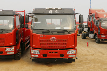 一汽解放 J6L 220马力 4X2 洗扫车(海德牌)(CHD5180TXSYE5)