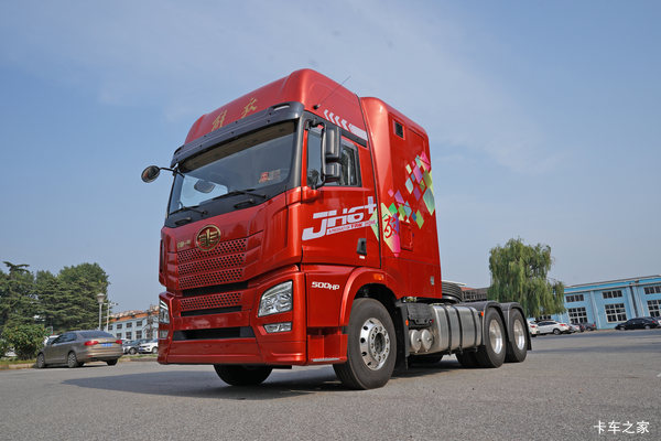 青岛解放 JH6⁺重卡 生活舱版 500马力 6X4 AMT牵引车(CA4250P33K25T1E5A80)