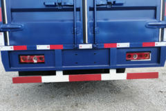 凯马 锐航X1 1.5L 113马力 汽油 3.6米单排仓栅微卡(国六)(KMC5031CCYQ318D6)