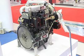 全柴4D系列&nbsp;发动机外观                                                图片