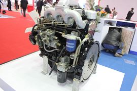 全柴4D系列&nbsp;发动机外观                                                图片