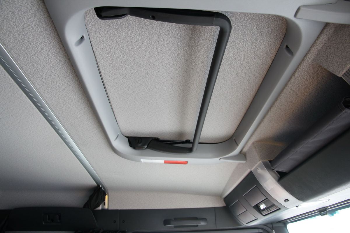 ��(MAN) TGSϵ���ؿ� 480���� 6X4��ж����ʻ��                                               