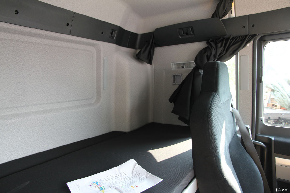 ��(MAN) TGSϵ���ؿ� 480���� 6X4��ж����ʻ��                                               