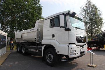 TGS&nbsp;自卸车外观                                                图片