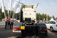 曼(MAN) TGX系列重卡 440马力 4X2 牵引车(型号:18.440) 曼(MAN) TGX系列重卡 440马力 4X2 牵引车(型号:18.440)