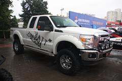 福特 F-350系列 2011款 四驱 6.2L汽油 排半皮卡