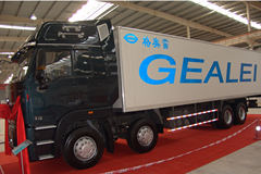 时骏 格奥雷重卡 310马力 8X4 厢式载货车(LFJ1316G1)