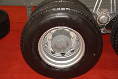 时骏 格奥雷重卡 336马力 8X4 载货车(底盘)(LFJ1316G)
