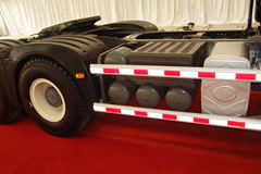 时骏 格奥雷重卡 430马力 6X4 牵引车(LFJ4256A9)