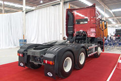 时骏 格奥雷重卡 430马力 6X4 牵引车(LFJ4256A9)