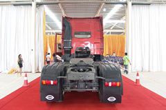 时骏 格奥雷重卡 430马力 6X4 牵引车(LFJ4256A9)