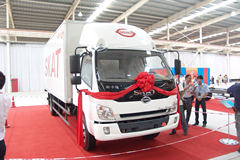 时骏 斯卡特 130马力 4X2 5.8米排半厢式载货车(LFJ5088XXYG1)