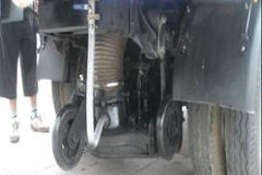 庆铃 五十铃 130马力 4X2 扫路车(大力牌)(DLQ5070TSLB3)