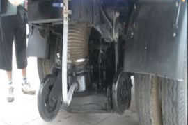 庆铃底盘&nbsp;扫路车底盘图片