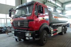 北奔 V3重卡 300马力 6X4 加油车(ND5257GJYZ)