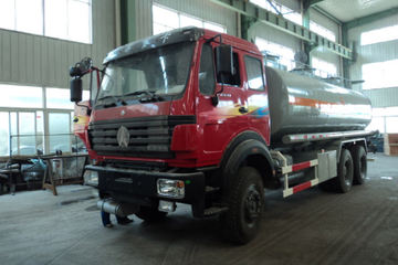 北奔 V3重卡 300马力 6X4 加油车(ND5257GJYZ)