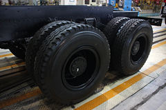 红岩 新金刚重卡 310马力 8X4 7.4米自卸车(CQ3314HMG366) 红岩 新金刚重卡 310马力 8X4 7.4米自卸车(CQ3314HMG366)