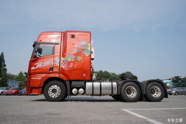 优惠1.5万 解放JH6牵引车火热促销中