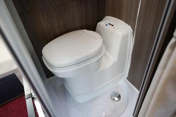 �ൺ��� JH6⁺�ؿ� ����հ� 500���� 6X4 AMTǣ����(CA4250P33K25T1E5A80)ͼƬ