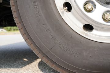 �ൺ��� JH6⁺�ؿ� ����հ� 500���� 6X4 AMTǣ����(CA4250P33K25T1E5A80)ͼƬ