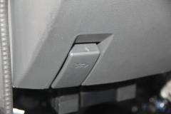 东风途逸 T3(原小霸王W) 1.5L 113马力 汽油 3.7米单排厢式微卡(国六)(EQ5031XXY60Q6AC)