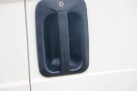 一汽解放底盘&nbsp;中置轴车辆运输车外观图片