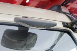 一汽解放底盘&nbsp;中置轴车辆运输车外观图片