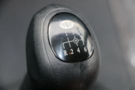 一汽解放底盘&nbsp;中置轴车辆运输车驾驶室图片