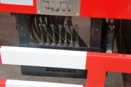 一汽解放底盘&nbsp;中置轴车辆运输车上装图片