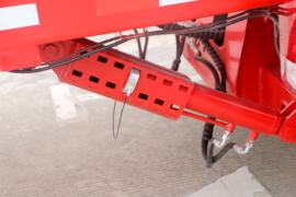 一汽解放底盘&nbsp;中置轴车辆运输车上装图片