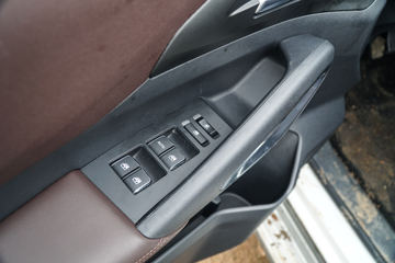 ���� ����F70 ������ 1.9T���� 149���� ���� ����˫��Ƥ��ͼƬ