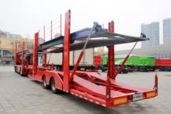 青岛解放 悍V 320马力 6X2 中置轴车辆运输车(大柴)(CA5220TCLP1K2L6T3E5A80)