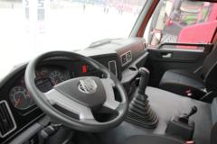 青岛解放 悍V 320马力 6X2 中置轴车辆运输车(大柴)(CA5220TCLP1K2L6T3E5A80)