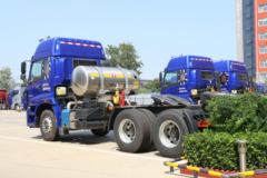 福田 欧曼新ETX 6系重卡 400马力 6X4 LNG牵引车(BJ4253SNFCB-AE)