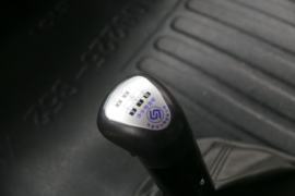 金陆(原属一汽柳特)&nbsp;中置轴车辆运输车驾驶室图片