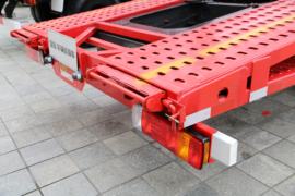 金陆(原属一汽柳特)&nbsp;中置轴车辆运输车上装图片