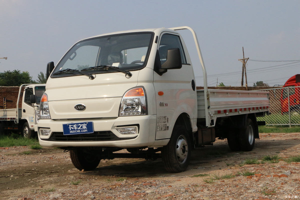 凯马 锐航X1 1.5L 113马力 汽油 3.6米单排栏板微卡(国六)